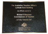 plaque1